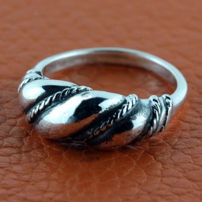 Snoet-ring-stor