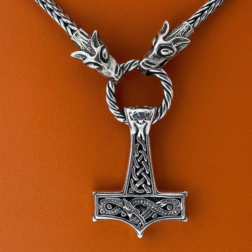 Thors hammer i Fenriskæde  i sterling sølv.