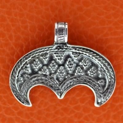 LUNULA AMULET PÅ TILBUD - 20%
